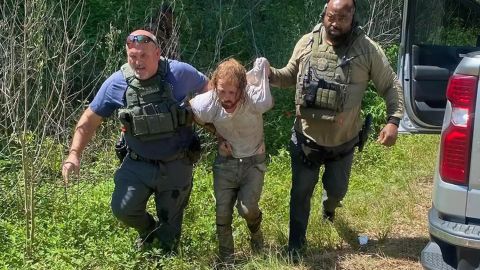 Se cree que Callihan y Brunett salieron como pareja previamente, informó el jefe de la oficina del sheriff.