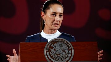 La presidenta electa de México, Claudia Sheinbaum Pardo habla durante una conferencia de prensa este lunes en el Palacio Nacional de la Ciudad de México (México).