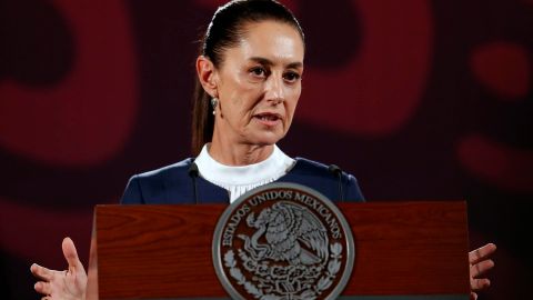 La presidenta electa de México, Claudia Sheinbaum Pardo habla durante una conferencia de prensa este lunes en el Palacio Nacional de la Ciudad de México (México).