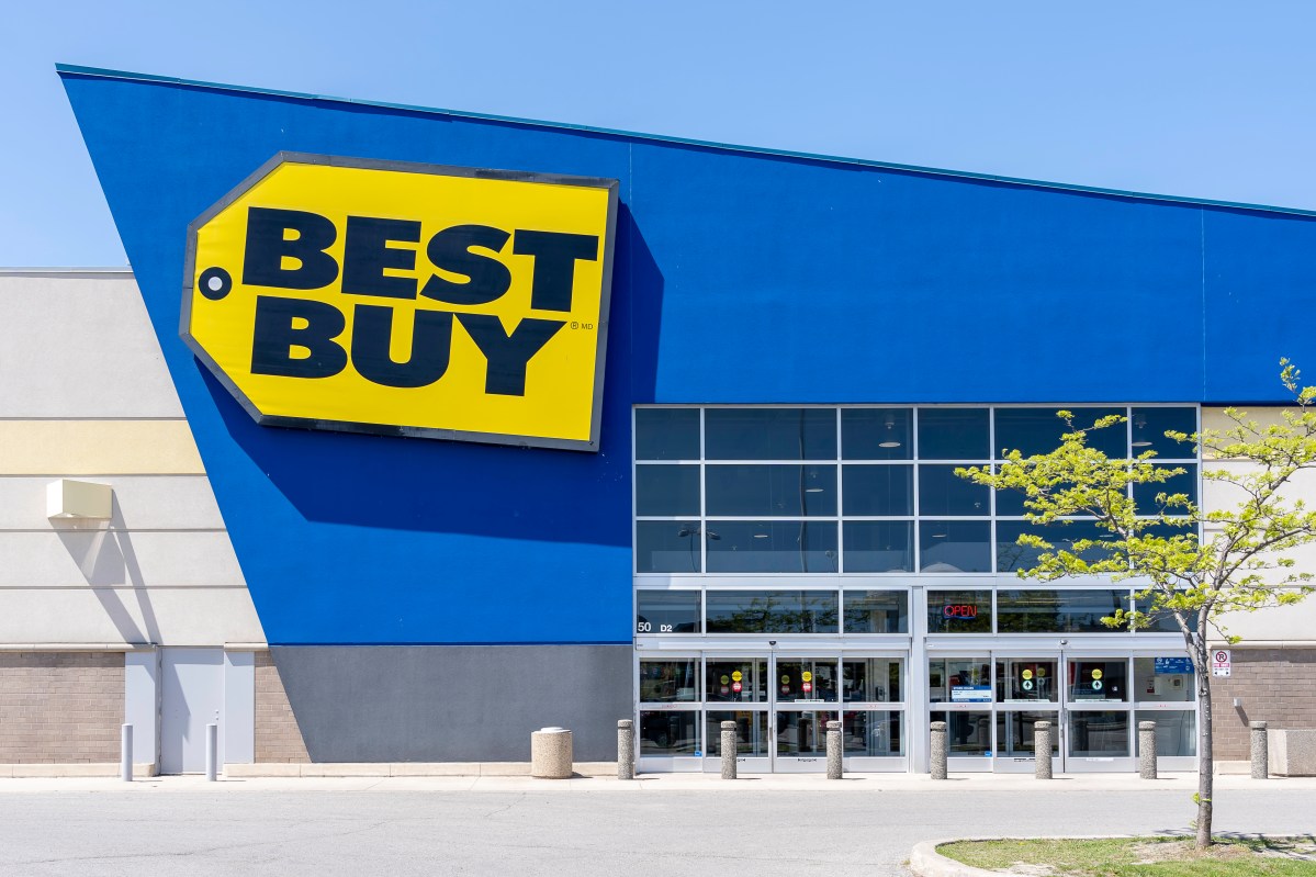 Best Buy anunció que planea cerrar entre 10 y 15 tiendas este año
