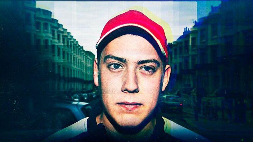 “Confesiones de un adolescente estafador”: el joven que robó millones de dólares y ahora enseña cómo evitar delitos financieros