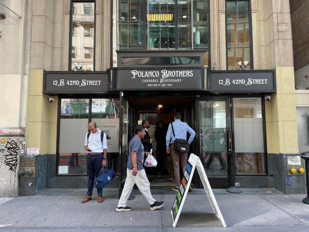 El negocio del cannabis sigue su batalla con la ley en Nueva York, mientras permisos siguen a la espera de aprobación