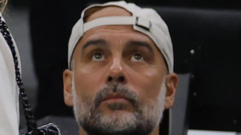 Pep Guardiola en el primer juego de las Finales de la NBA entro los Dallas Mavericks y los Boston Celtics.