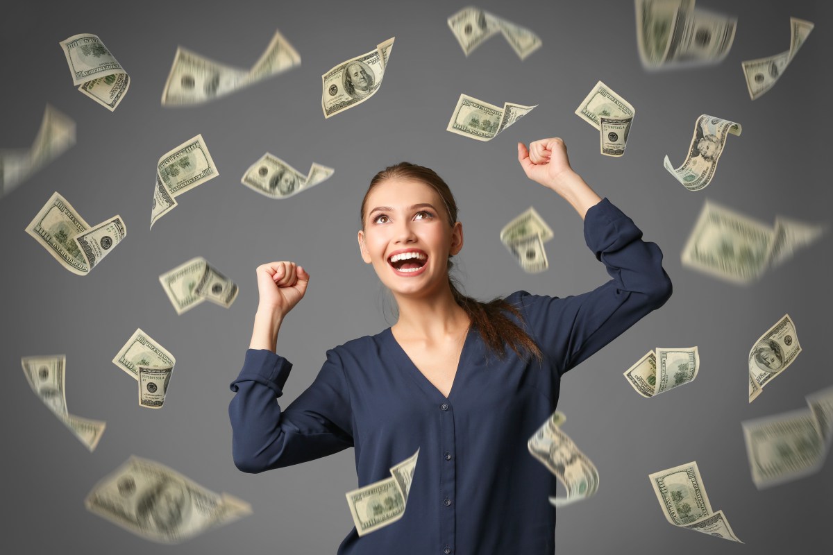 Mujer ganó $250,000 en la lotería y dice que aun así no puede renunciar a su trabajo