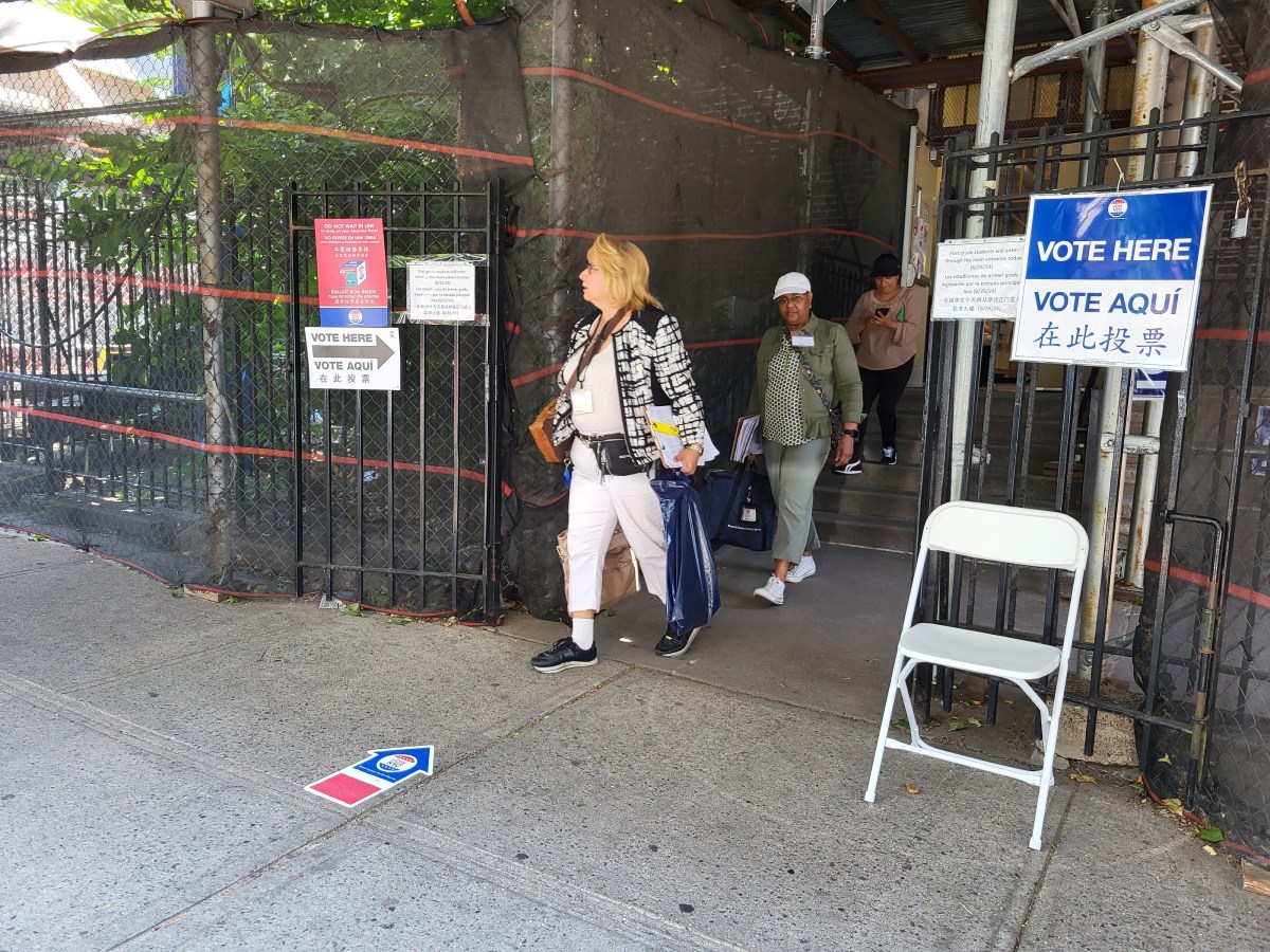 Baja participación en elección primaria en Nueva York