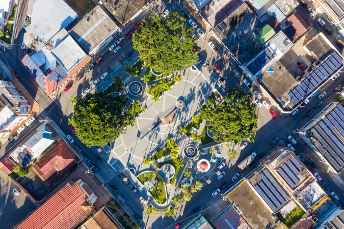 Proyectos de energía solar de Casa Pueblo en Adjuntas, Puerto Rico.