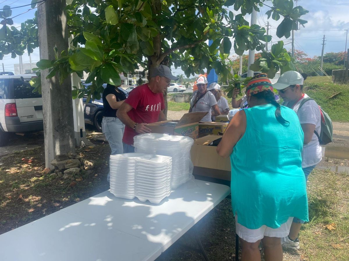 Boricuas en Hawaii son reconocidos en desfile puertorriqueño de NY entre el orgullo y la pérdida