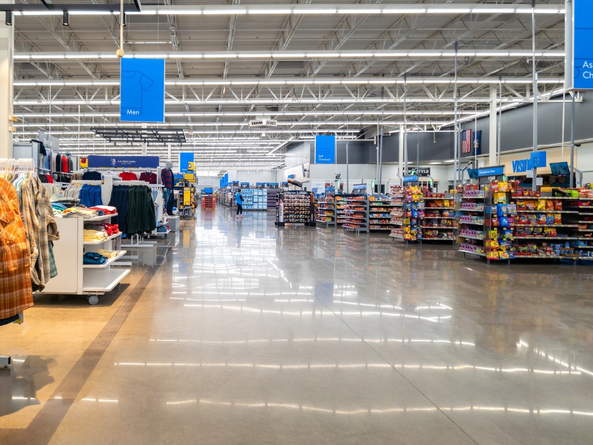 Qué significan los diferentes códigos que usa Walmart y que incluso podrían salvarte la vida