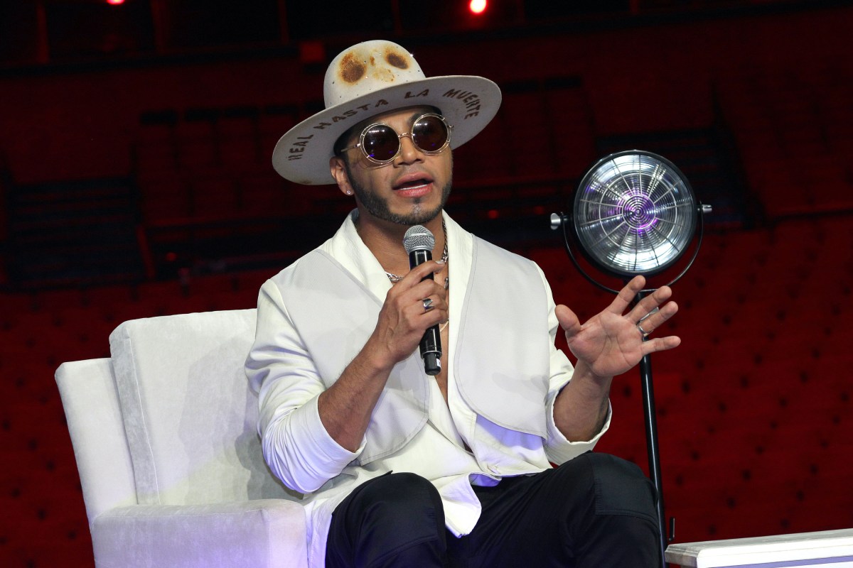 Samo, integrante de Camila, denuncia robo en CDMX