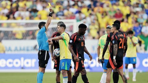 Otra de las polémicas se generó en el Brasil vs. Colombia con un gol anulado al conjunto carioca.