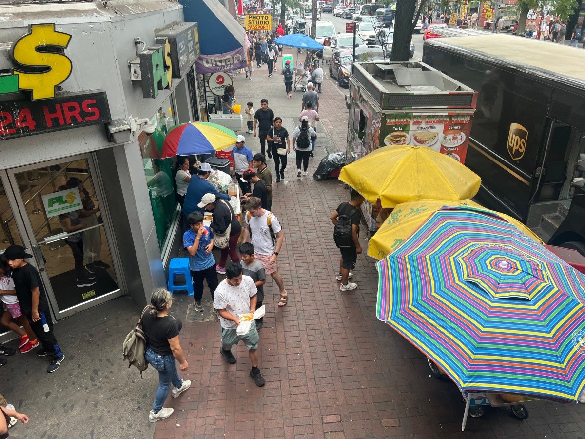 Preocupación tras cambio de requisitos para beneficiarios de mesadas de efectivo en NYC