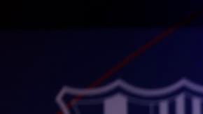 El presidente del FC Barcelona, Joan Laporta (i), junto a Hansi Flick, nuevo entrenador alemán del FC Barcelona.