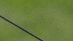 Cámara en terreno de juego durante partido.