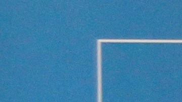 Ramón Jesurún Franco (R) comparte con Gianni Infantino, presidente de FIFA, durante un evento de Conmebol.