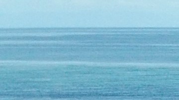 Tres muertos, incluidos dos niños, cuando un barco se volcó en un lago en Arizona