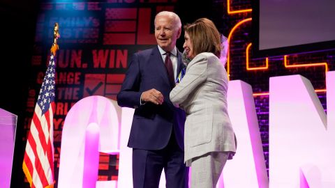 Joe Biden y Nancy Pelosi