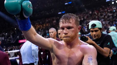 Canelo Álvarez posterior a su victoria frente a Jaime Munguía.