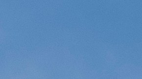 Pelosi dijo que Biden todavía tiene tiempo para decidir si continúa en la carrera pero no le dio un apoyo explícito.