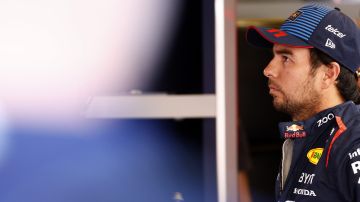 ‘Checo’ Pérez cederá su lugar a Isack Hadjar durante la Práctica Libre 1 en Silverstone