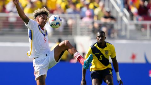 Jhonder Cádiz jugando con Venezuela en la Copa América 2024.