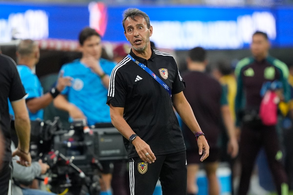 Bocha Batista asegura que no dejará la selección de Venezuela