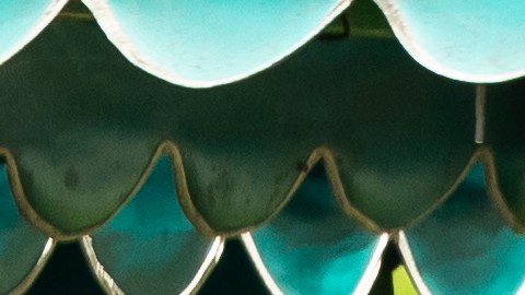 Los familiares de Jocelyn Nungaray, de 12 años, incluida su madre, Alexis Nungaray (centro), se inclinan para orar durante el servicio fúnebre el jueves 27 de junio de 2024 en Houston.