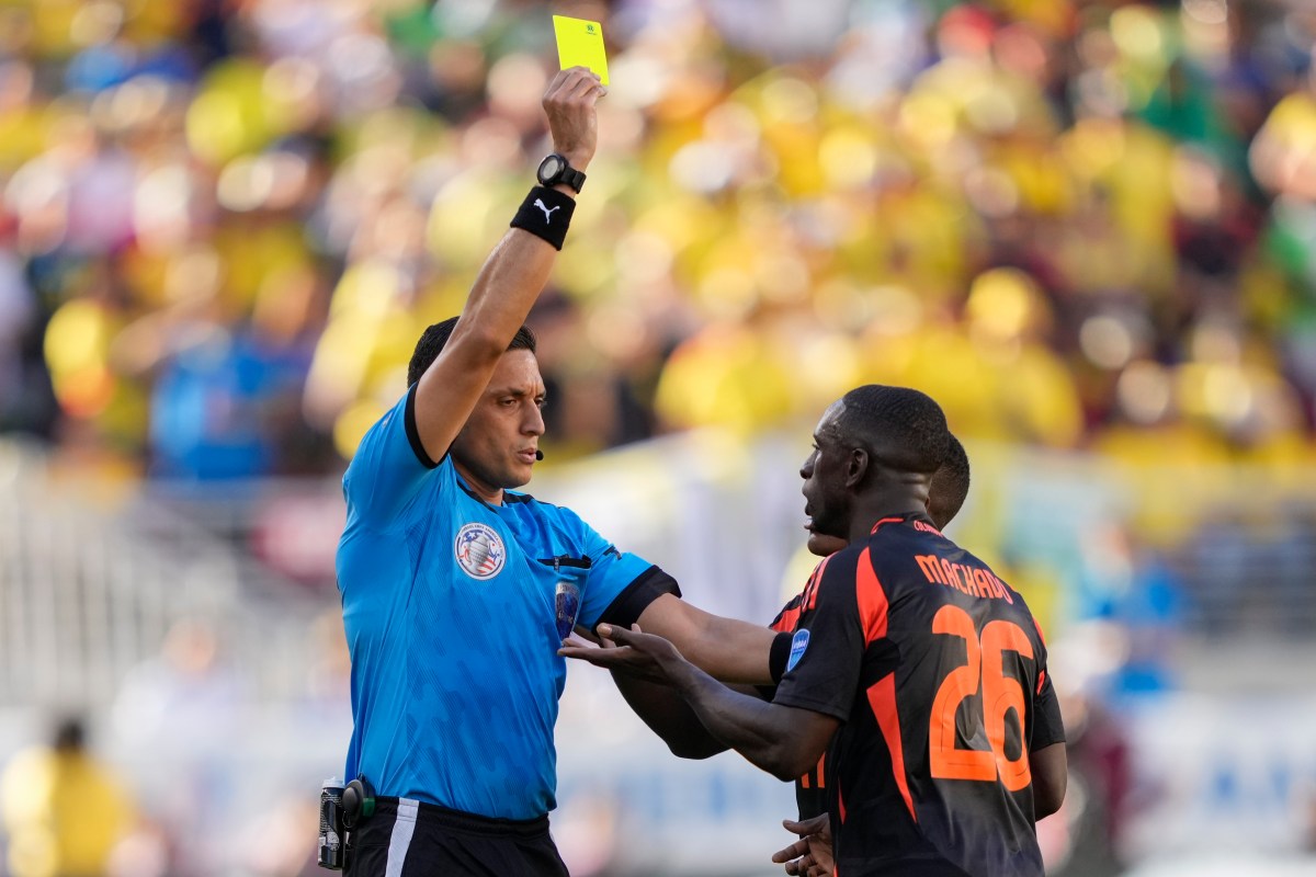 Anulan insólito gol desde el VAR a Colombia que hace estallar las quejas en redes sociales [Video]