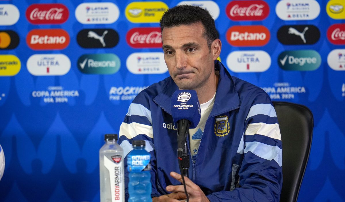 “En Qatar dijeron lo mismo y no creo que sea así”: Lionel Scaloni opina sobre las supuestas ayudas arbitrales a Argentina