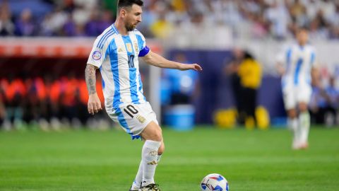 Lionel Messi falló su disparo en la tanda de penales que complicó el pase a semifinales.