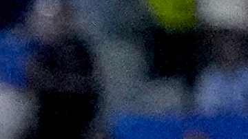Tras el incidente Morata se retiró con dolor en su rodilla.