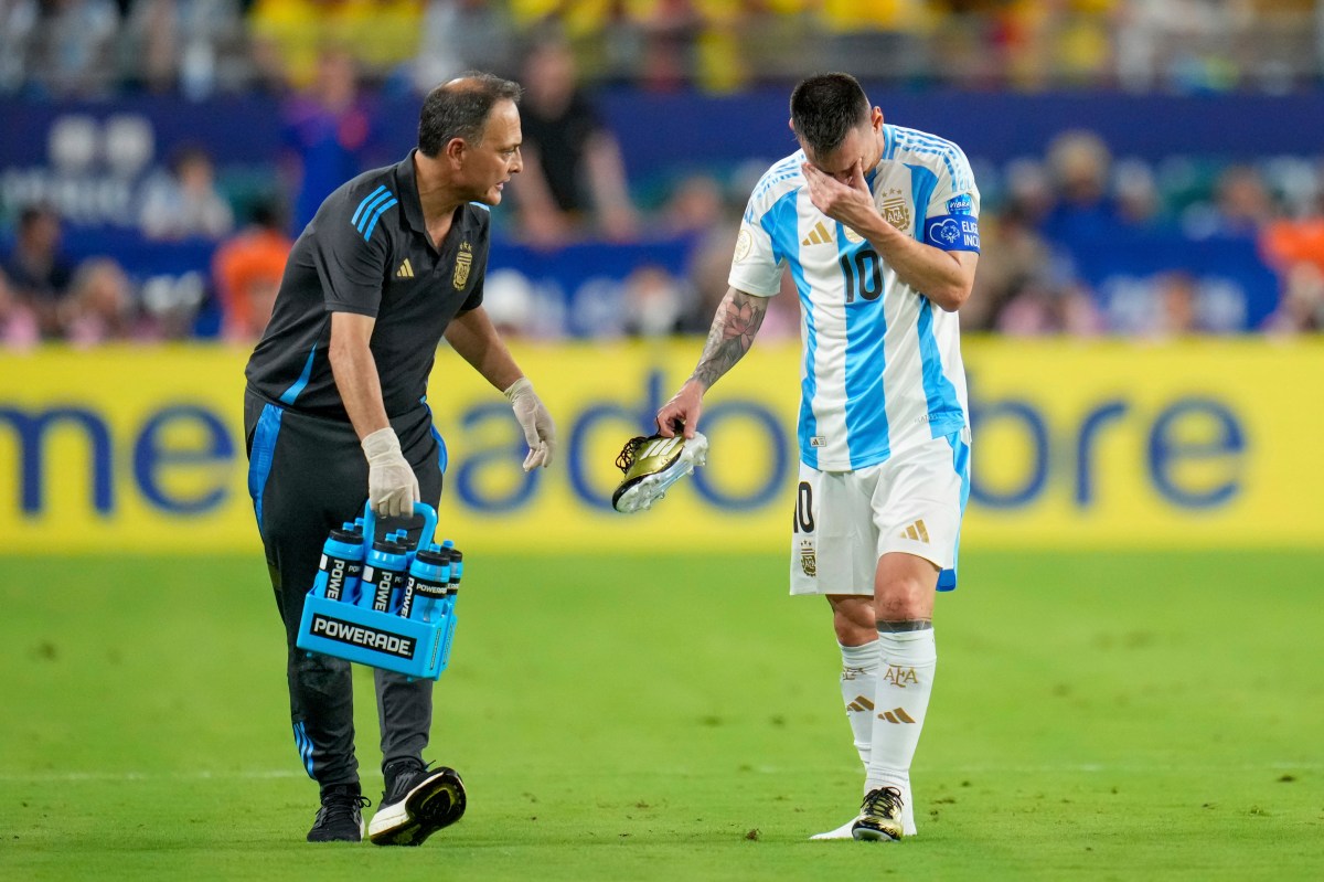 Lionel Messi estalla en lágrimas tras salir lesionado de la final de Copa América