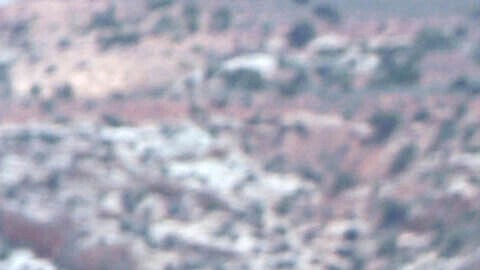 La Oficina del Sheriff y el Servicio de Parques Nacionales están realizando las respectivas pesquisas de sus muertes relacionadas con el calor.