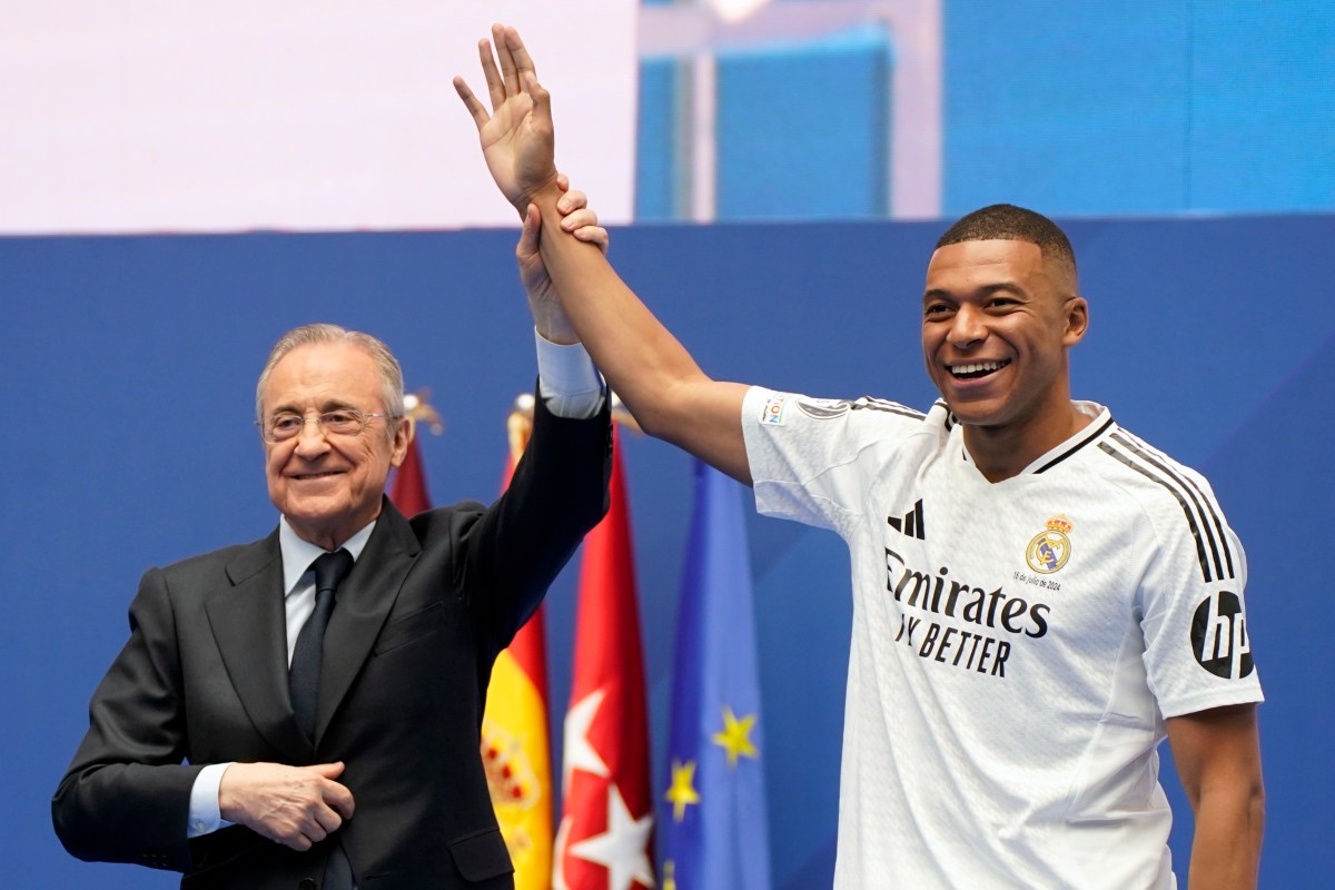 Florentino Pérez valora a Mbappé en su presentación: “Te agradezco tu amor incondicional al Real Madrid”
