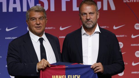 Hansi Flick fue presentado oficialmente como entrenador del FC Barcelona.