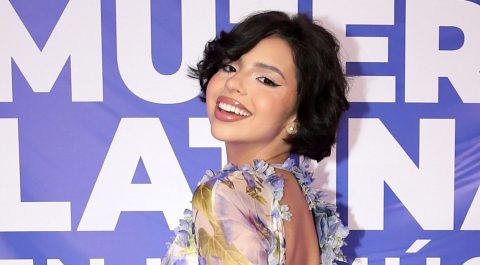 Ángela Aguilar estuvo acompañada de su padre Pepe Aguilar.