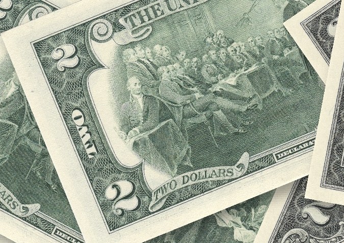 Billetes de 2 dólares. Shutterstock.