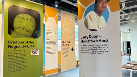 En el Museo Charles  J. Muth se honra a beisbolistas legendarios como Larry Doby, el primer jugador de raza negra en jugar en la Liga Americana, quien tuvo su primera prueba con Irvin para los Newark Eagles en el Estadio Hinchliffe.