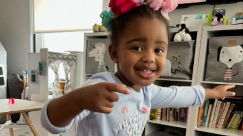Ellie Lorenzo, de 3 años, estaba con su padre cuando desapareció.
