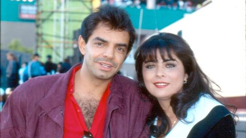 Eugenio Derbez y Victoria Ruffo juntos en el año 1993.