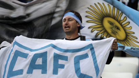 Fan argentino durante partido.