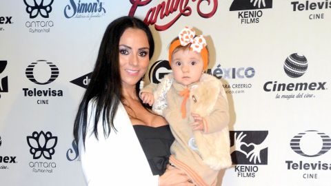 Ivonne Montero acompañada de su hija Antonella en el año 2015.
