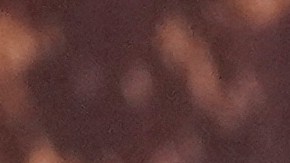 Jennifer López y Ben Affleck posando juntos.