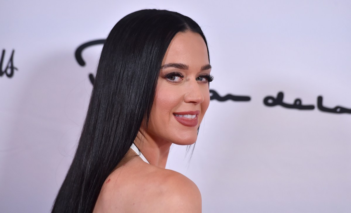 Katy Perry anuncia fecha de estreno de “143”, su sexto disco de estudio