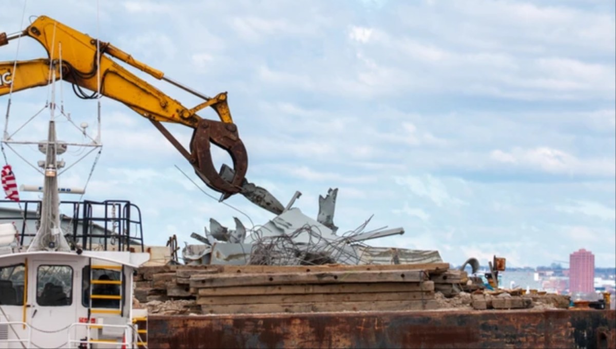 Maryland aprueba contrato por $50 millones para retirar escombro del puente Key