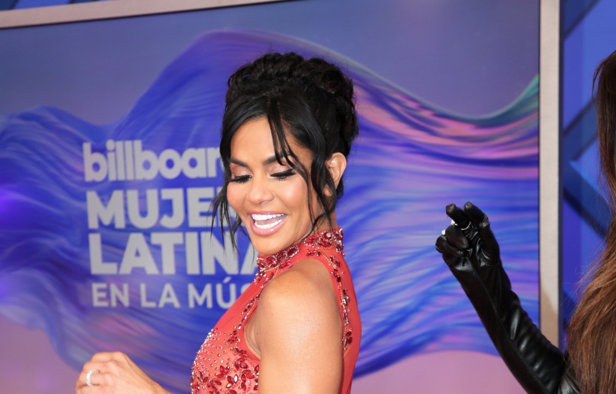 Maripily Rivera cuenta detalles de su obra teatral: ‘Hay cositas que no saben’