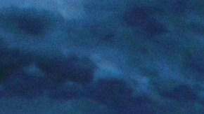 Matías Novoa acompañado de su esposa Michelle Renaud.