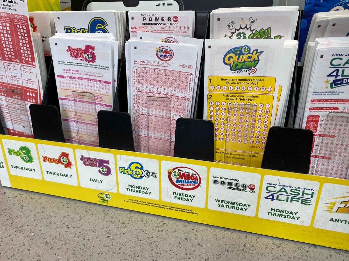 Mujer de Virginia gana $180 mil al comprar 6 boletos idénticos del juego Pick 5