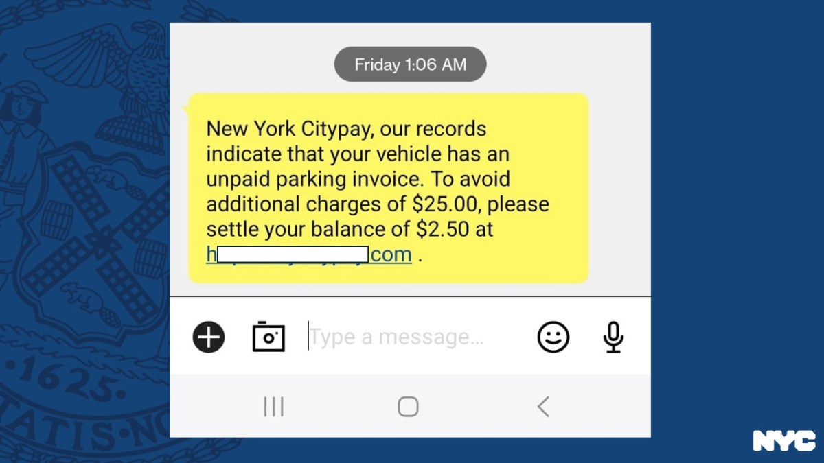 Nueva York alerta sobre nueva estafa con multas de estacionamiento