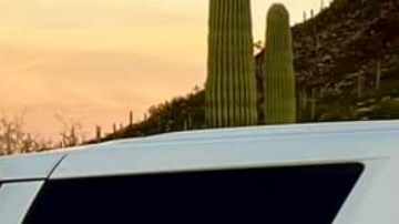 Oficiales del sheriff del condado de Pima hicieron todo para detener el automóvil.