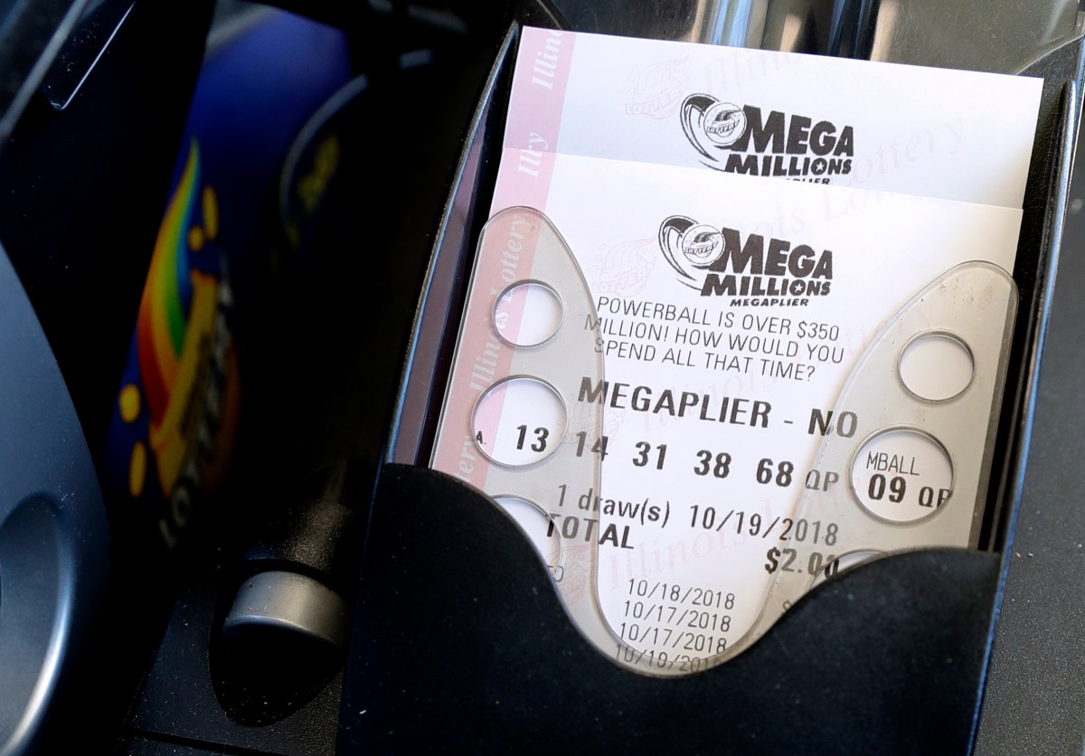 Rector de universidad de Rhode Island ganó $1 millón en el Mega Millions; olvidó ticket durante meses